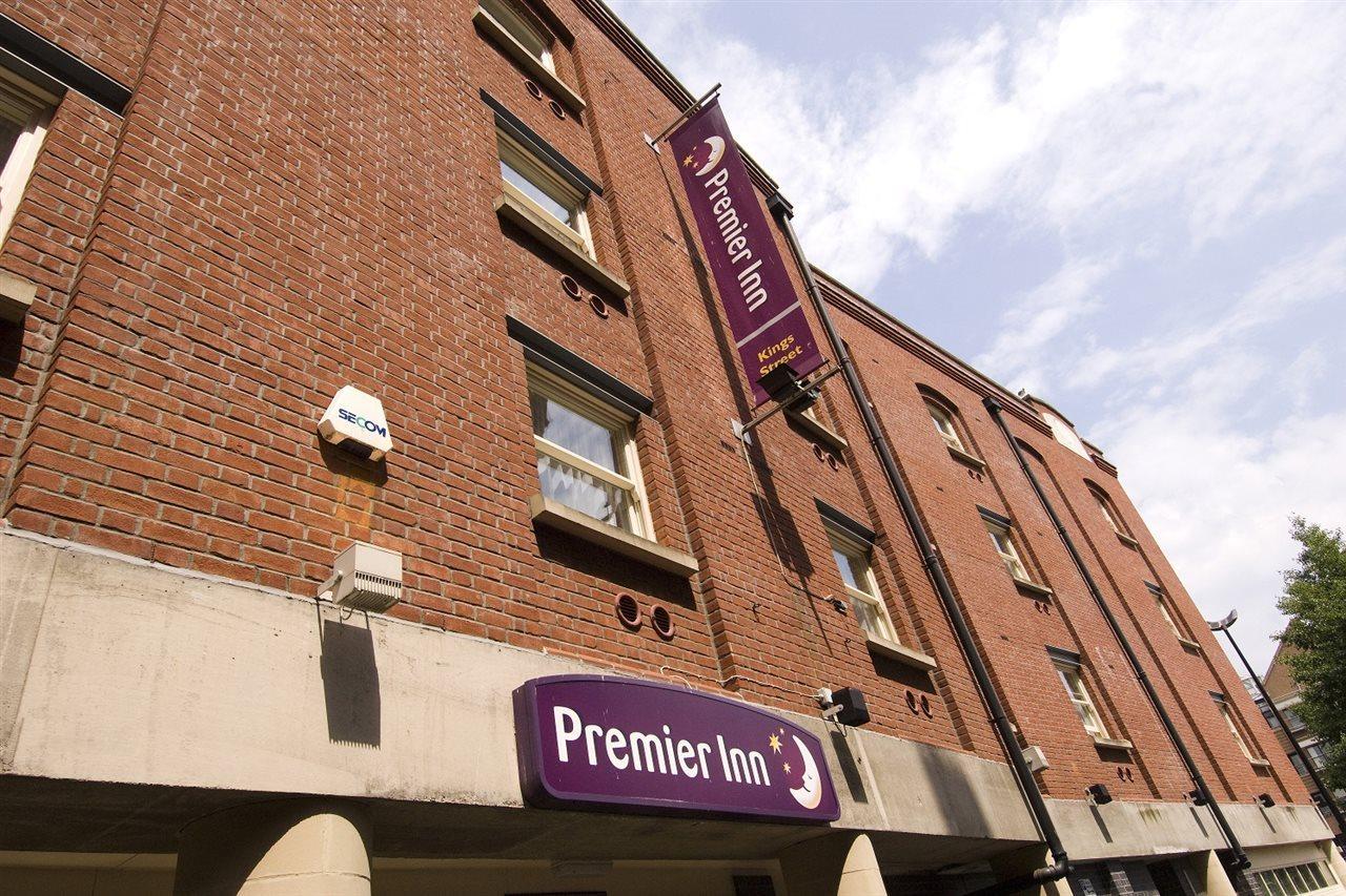 Premier Inn Bristol City Centre King Street Exterior photo